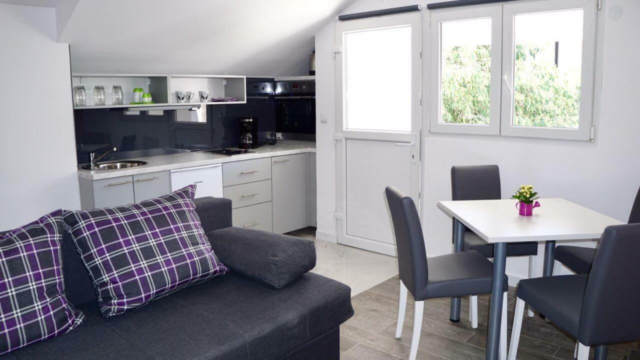 Apartman Zora Трогир Екстериор снимка